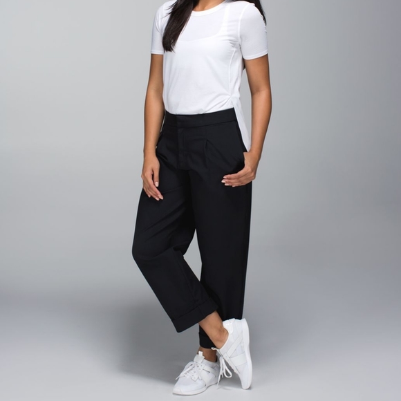 Lululemon Wide Legged Wonder Pant - Picture 2 of 11